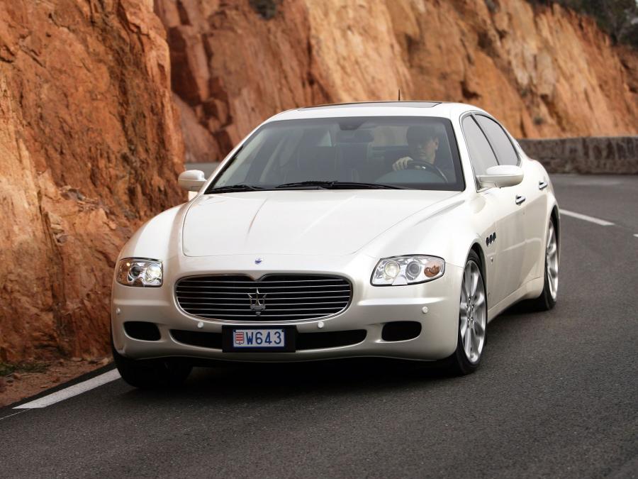  Maserati Quattroporte Automatic 2005 года  (фото 8 из 30)